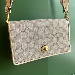 Coach Wallet Crossbody